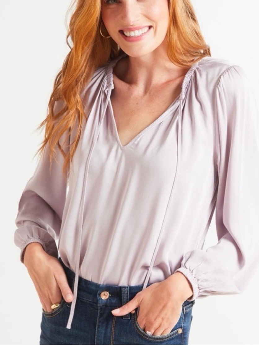Cloth & Stone Lavender V-Neck Blouse